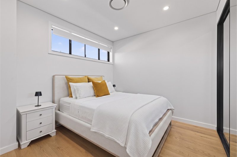 Photo - 2/18 Heath Street, Punchbowl NSW 2196 - Image 8