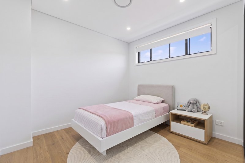 Photo - 2/18 Heath Street, Punchbowl NSW 2196 - Image 9