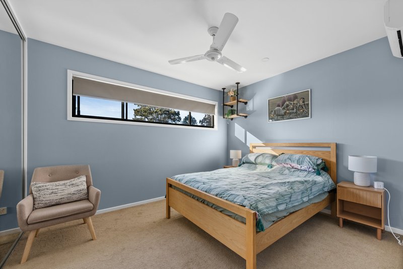 Photo - 2/18 Hedley Avenue, Nundah QLD 4012 - Image 10