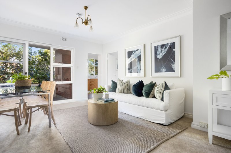 Photo - 2/18 Henry Street, Gordon NSW 2072 - Image 4