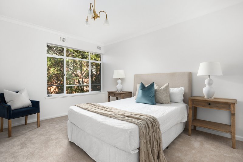 Photo - 2/18 Henry Street, Gordon NSW 2072 - Image 6