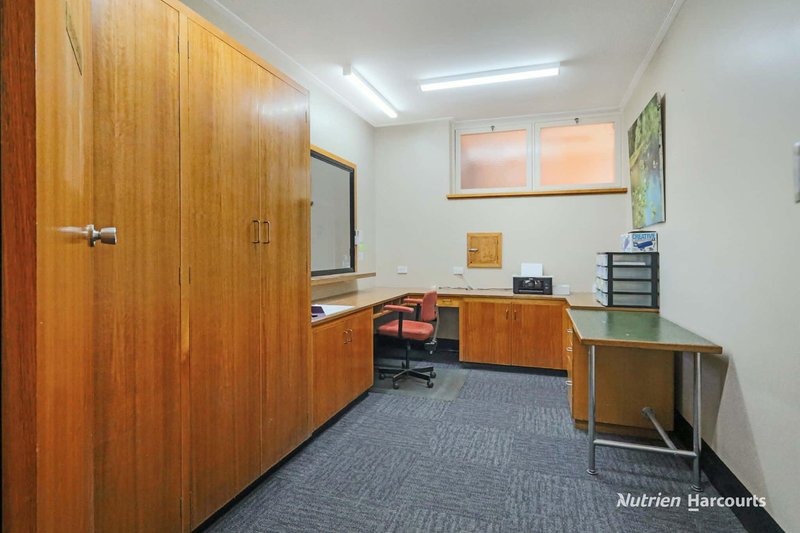 Photo - 218 Henty Street, Casterton VIC 3311 - Image 6