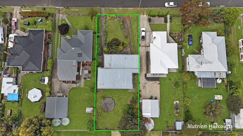 Photo - 218 Henty Street, Casterton VIC 3311 - Image 15