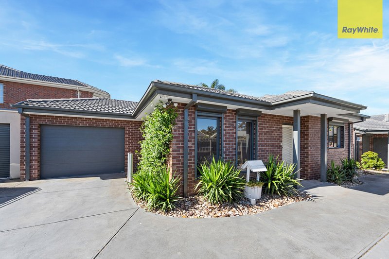 2/18 Honey Grove, St Albans VIC 3021