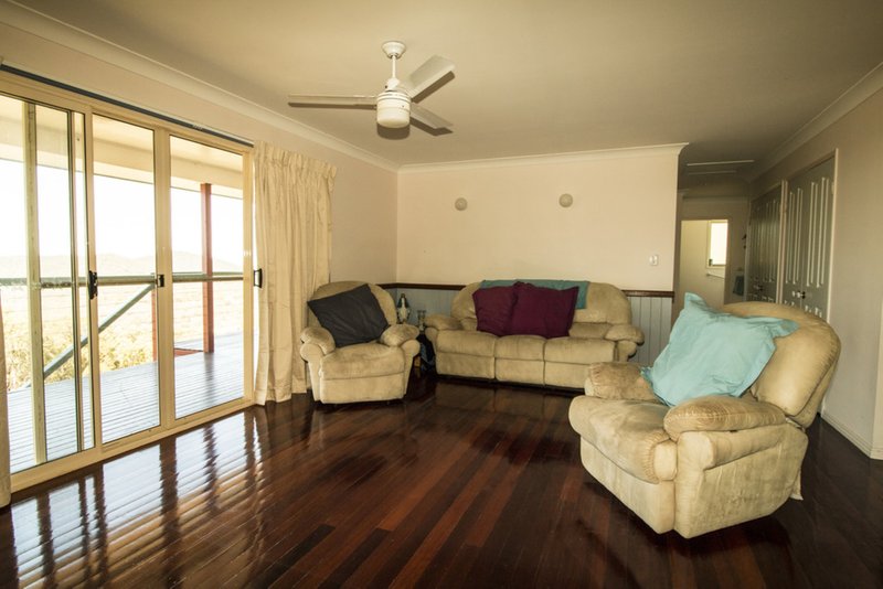 Photo - 218 Lady Elliot Drive, Agnes Water QLD 4677 - Image 3