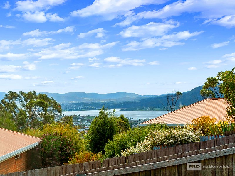 Photo - 2/18 Longley Court, Glenorchy TAS 7010 - Image 4