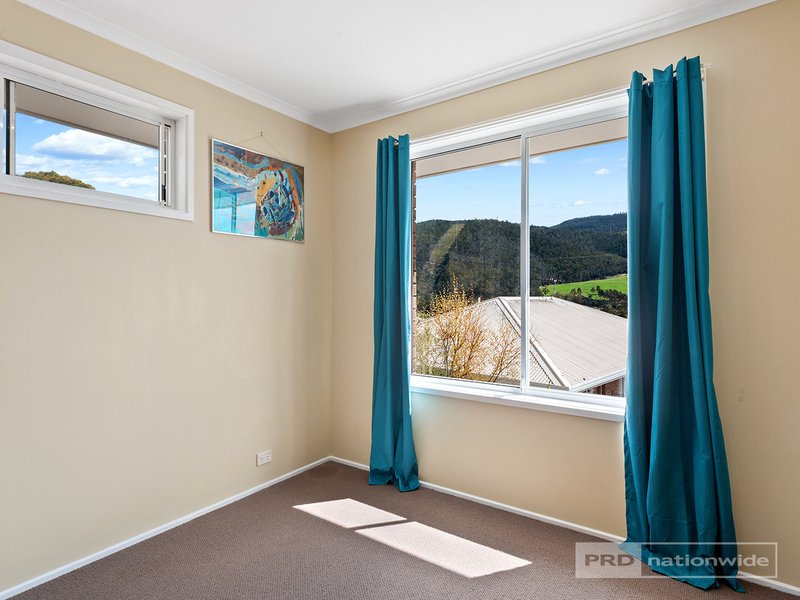 Photo - 2/18 Longley Court, Glenorchy TAS 7010 - Image 8