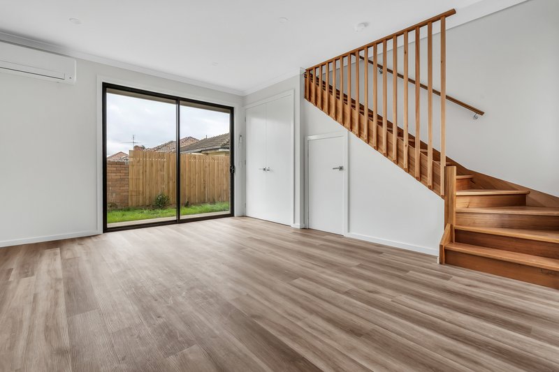 Photo - 2/18 Maher Street, Fawkner VIC 3060 - Image 9