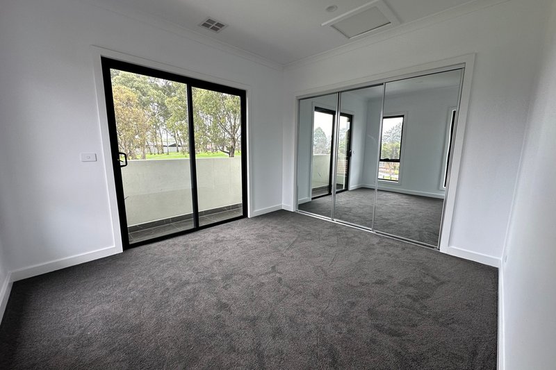 Photo - 2/18 Mark Court, Hampton Park VIC 3976 - Image 22