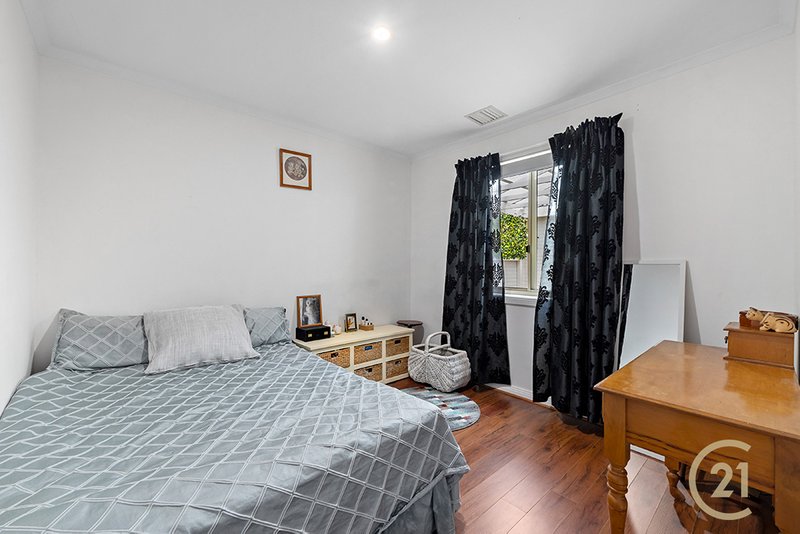 Photo - 2/18 Mcewin Avenue, Redwood Park SA 5097 - Image 5