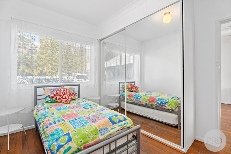 Photo - 2/18 Messines Street, Shoal Bay NSW 2315 - Image 6