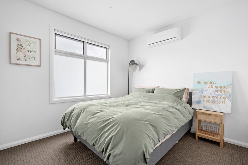 Photo - 2/18 Morley Street, Glenroy VIC 3046 - Image 11