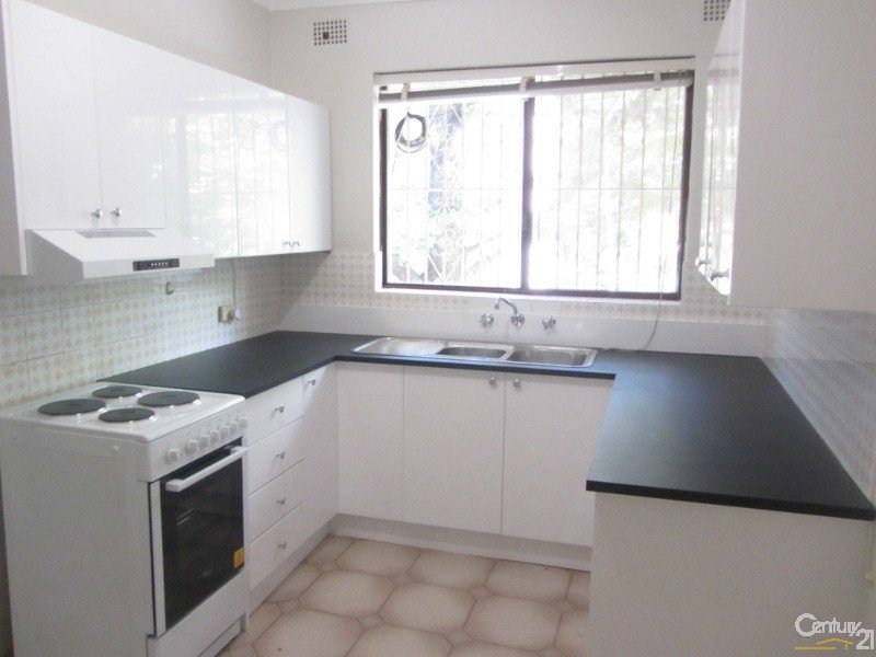 Photo - 2/18 Myall Street, Cabramatta NSW 2166 - Image 2