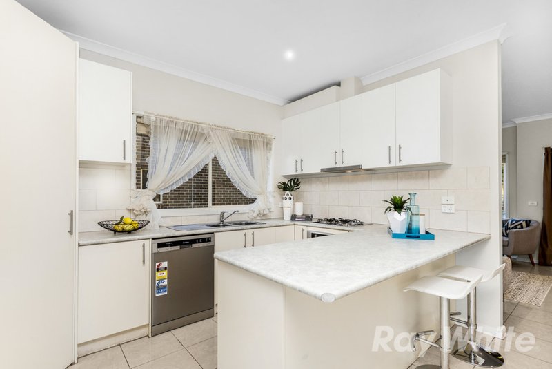 Photo - 2/18 Namur Street, Noble Park VIC 3174 - Image 3