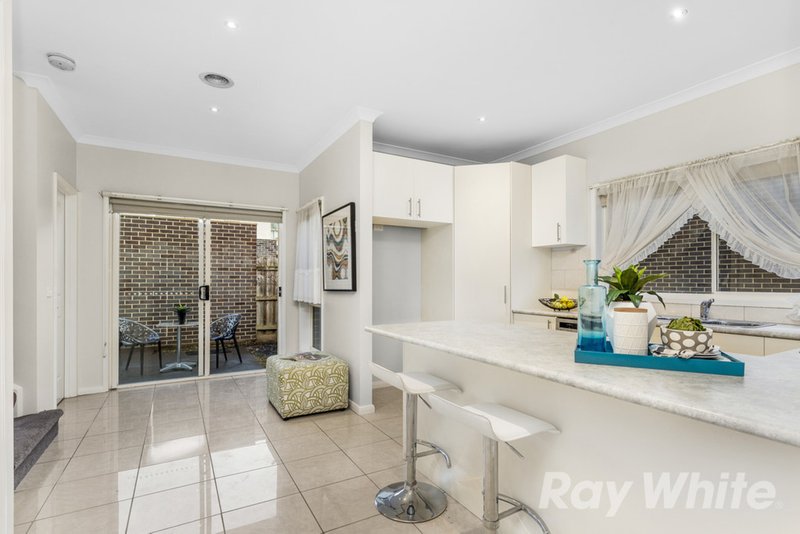 Photo - 2/18 Namur Street, Noble Park VIC 3174 - Image 5