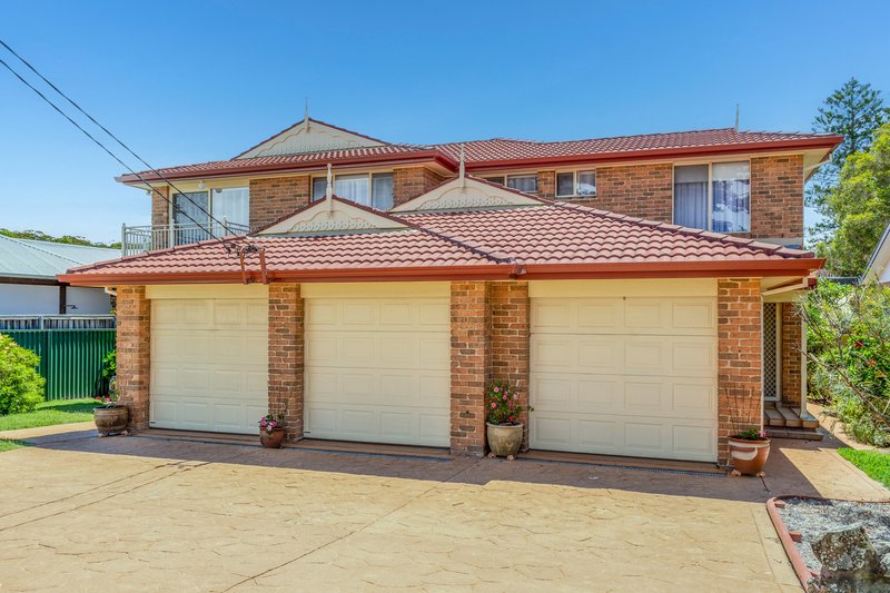 Photo - 2/18 Pacific Street, Wamberal NSW 2260 - Image 3