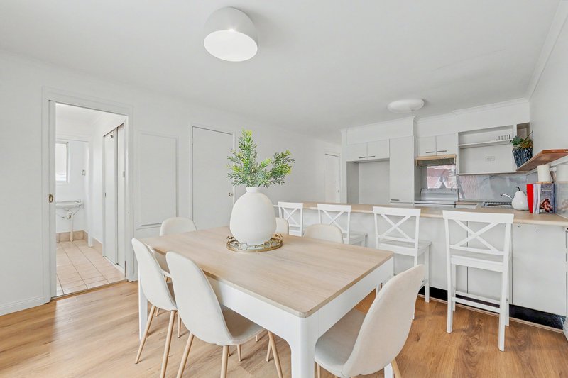 Photo - 2/18 Pacific Street, Wamberal NSW 2260 - Image 8