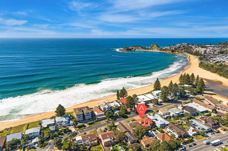 Photo - 2/18 Pacific Street, Wamberal NSW 2260 - Image 18