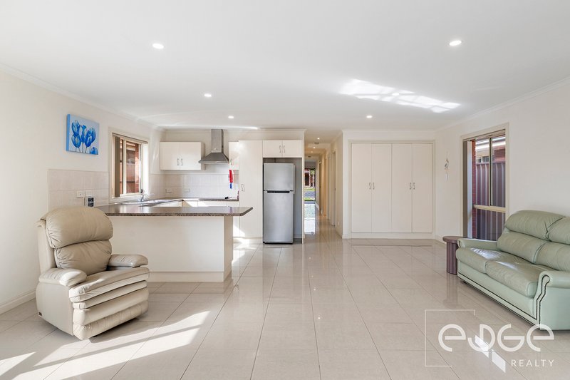 Photo - 218 Philip Highway, Elizabeth Vale SA 5112 - Image 5