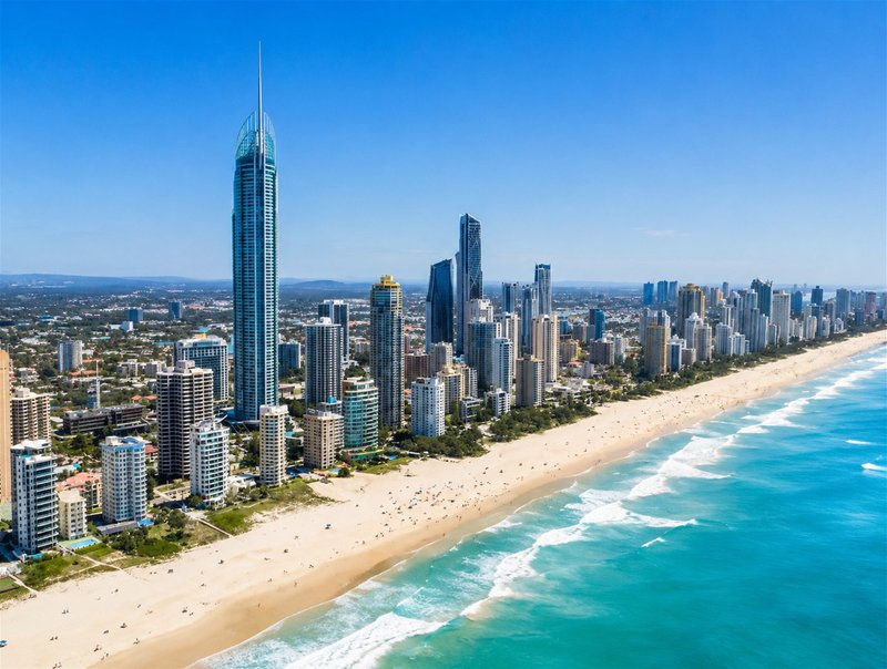 Photo - 2/18 Remembrance Drive, Surfers Paradise QLD 4217 - Image 19