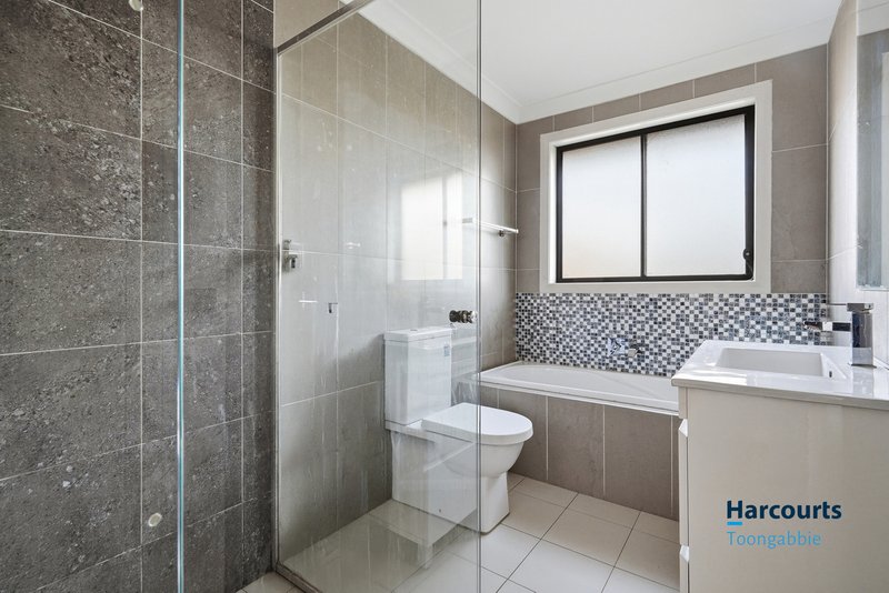 Photo - 2/18 Reynolds Street, Toongabbie NSW 2146 - Image 9