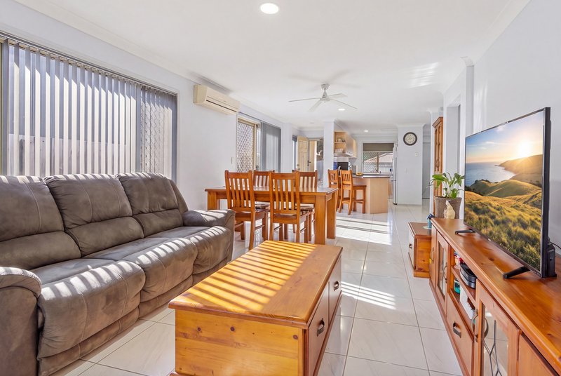 Photo - 2/18 Rimu Place, Nerang QLD 4211 - Image 2