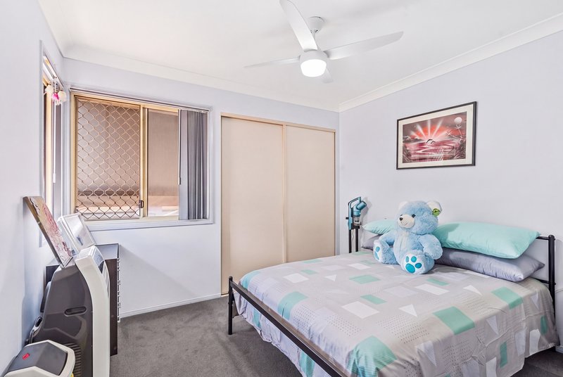 Photo - 2/18 Rimu Place, Nerang QLD 4211 - Image 9
