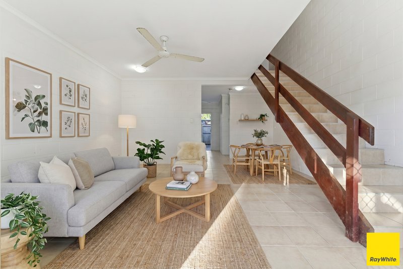 Photo - 2/18 Robert Road, Bentley Park QLD 4869 - Image 1