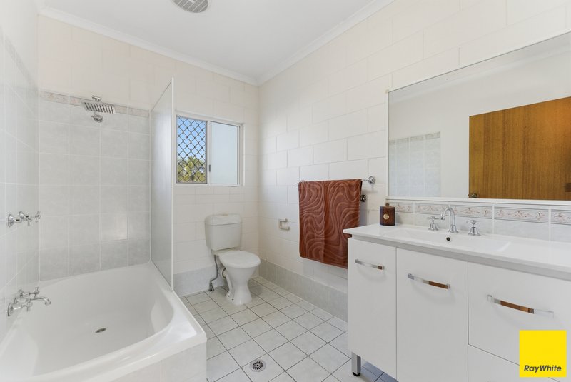 Photo - 2/18 Robert Road, Bentley Park QLD 4869 - Image 6
