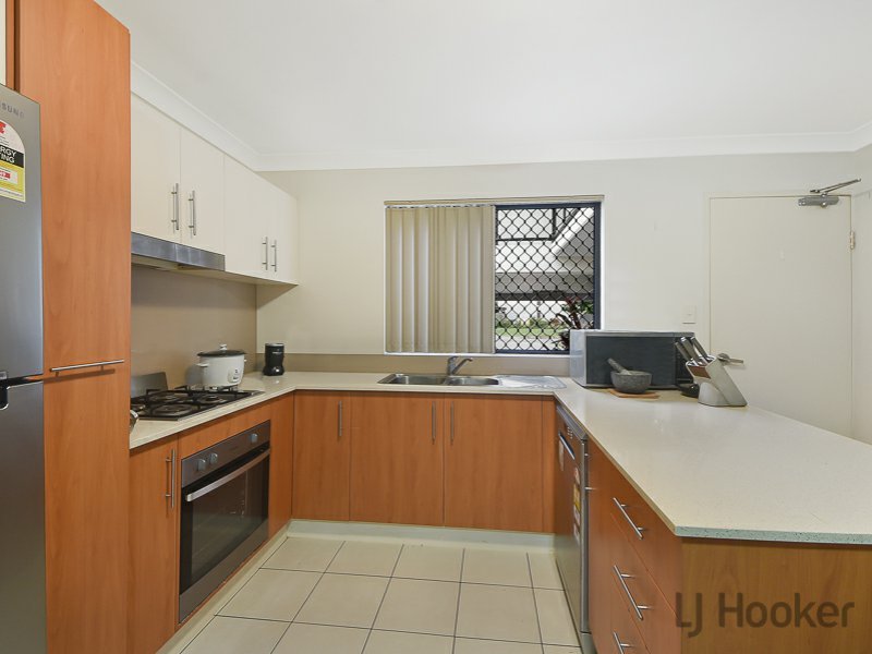 Photo - 2/18 Seeney Street, Zillmere QLD 4034 - Image 3