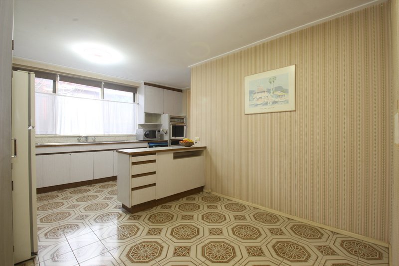 Photo - 2/18 Seymour Road, Elsternwick VIC 3185 - Image 6