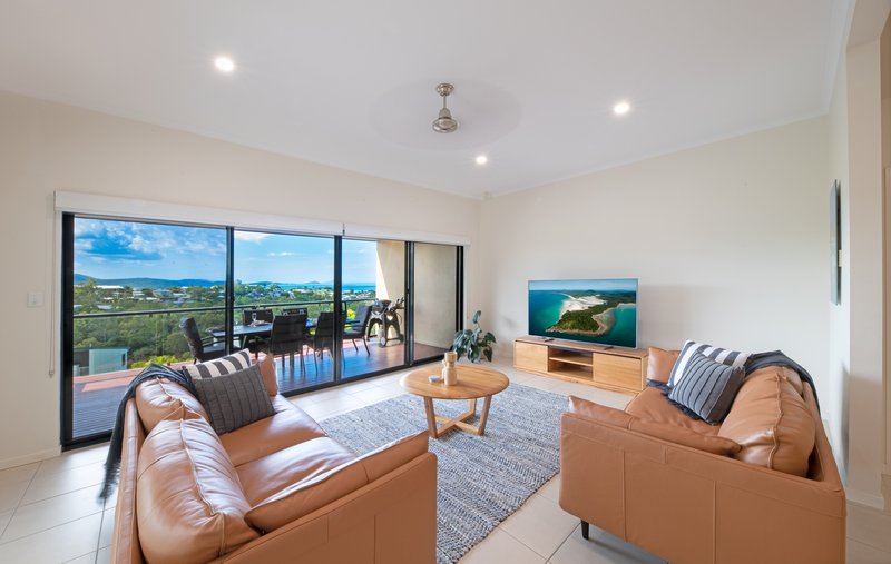 Photo - 2/18 Stonehaven Court, Airlie Beach QLD 4802 - Image 3