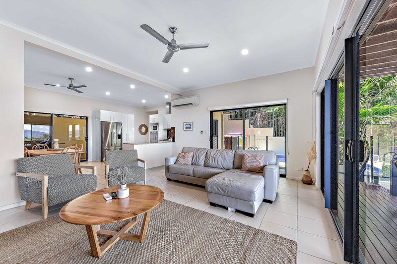 Photo - 2/18 Stonehaven Court, Airlie Beach QLD 4802 - Image 9