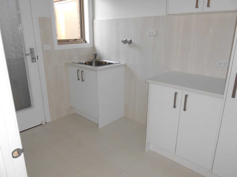 Photo - 2/18 Tasman Street, Preston VIC 3072 - Image 4