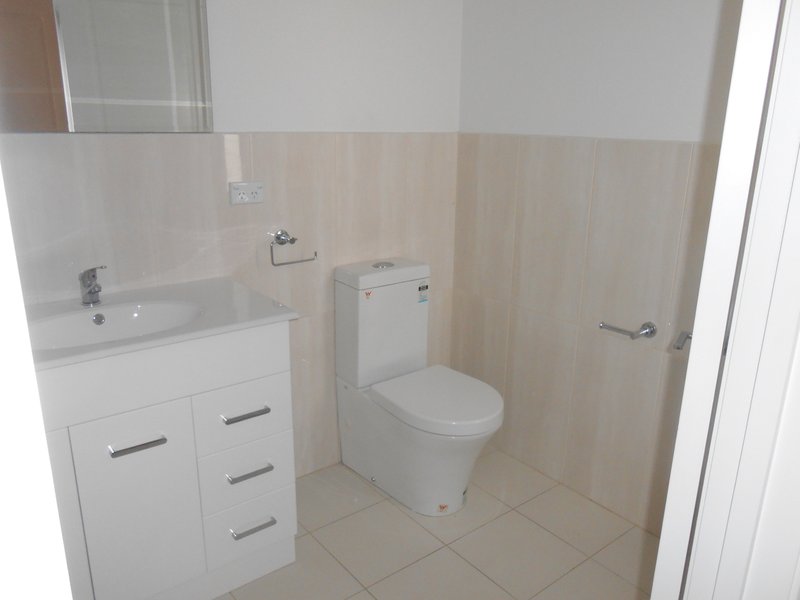 Photo - 2/18 Tasman Street, Preston VIC 3072 - Image 9