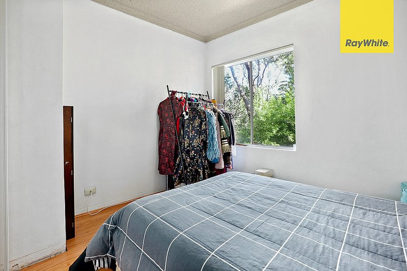 Photo - 2/18 Thomas May Place, Westmead NSW 2145 - Image 3