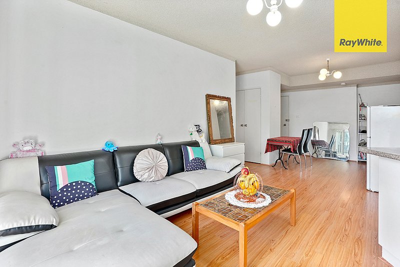 Photo - 2/18 Thomas May Place, Westmead NSW 2145 - Image 7