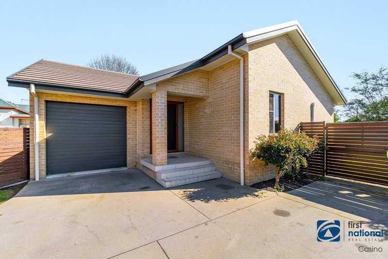 Photo - 2/180 Canterbury Street, Casino NSW 2470 - Image 1