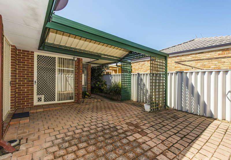 Photo - 2/180 Hicks Street, Gosnells WA 6110 - Image 17