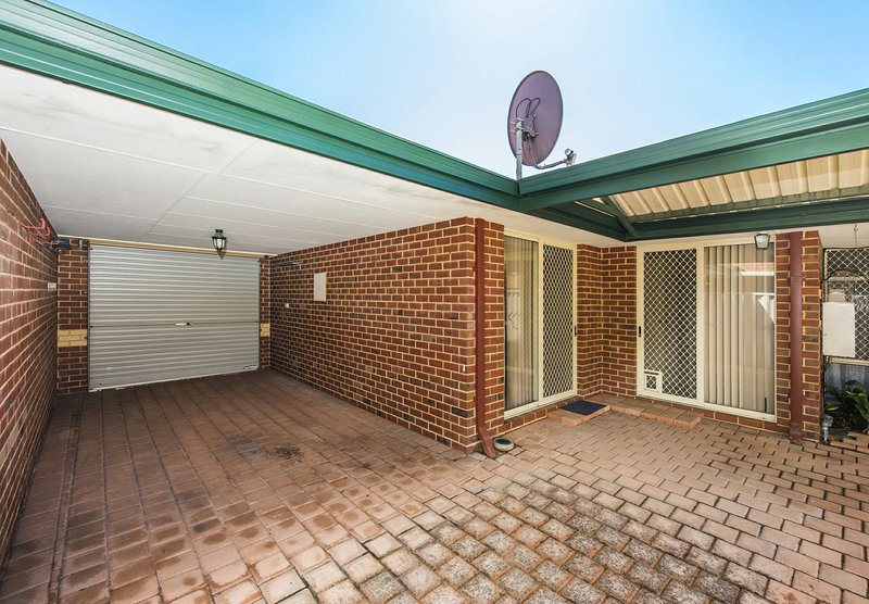 Photo - 2/180 Hicks Street, Gosnells WA 6110 - Image 18