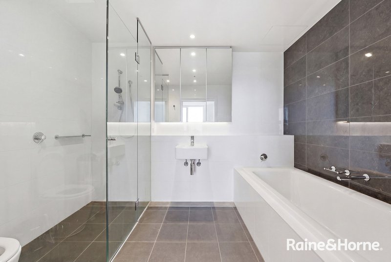 Photo - 21801/2b Figtree Drive, Sydney Olympic Park NSW 2127 - Image 5