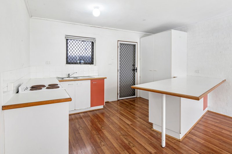 Photo - 2/183 Old Burleigh Road, Broadbeach QLD 4218 - Image 8