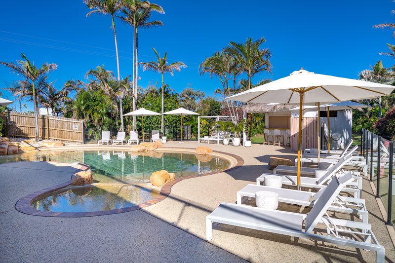 Photo - 218/34-38 Vin E Jones Memorial Drive, Rosslyn QLD 4703 - Image 2