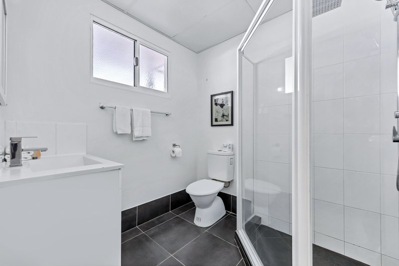 Photo - 218/34-38 Vin E Jones Memorial Drive, Rosslyn QLD 4703 - Image 12