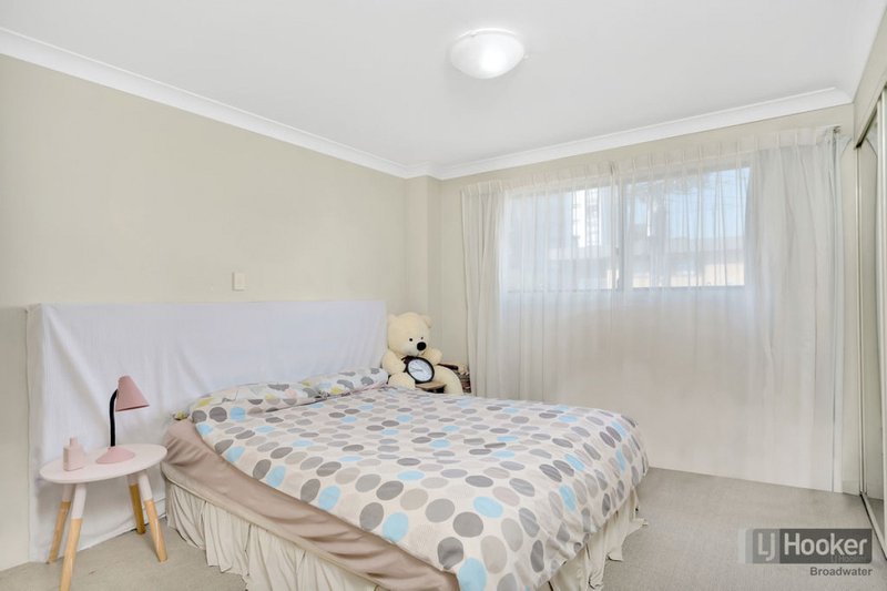 Photo - 218/392 Marine Parade, Labrador QLD 4215 - Image 7