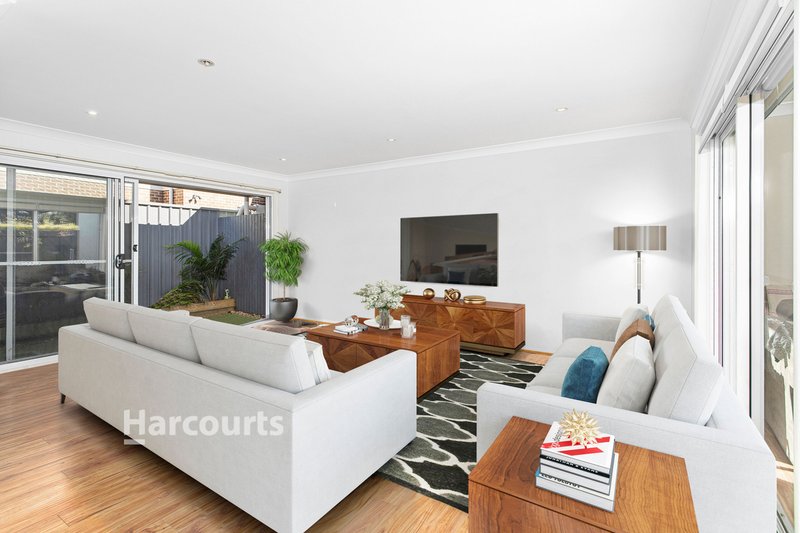 Photo - 2/185 Tongarra Road, Albion Park NSW 2527 - Image 1