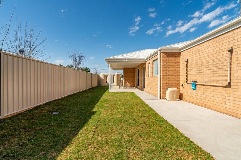 Photo - 2/186 Urana Street, Jindera NSW 2642 - Image 15