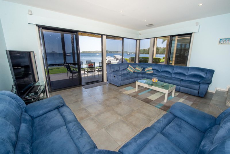 Photo - 2/187 Soldiers Point Road, Salamander Bay NSW 2317 - Image 5