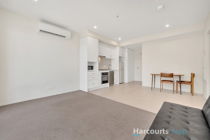 Photo - 218/80 Cheltenham Road, Dandenong VIC 3175 - Image 3