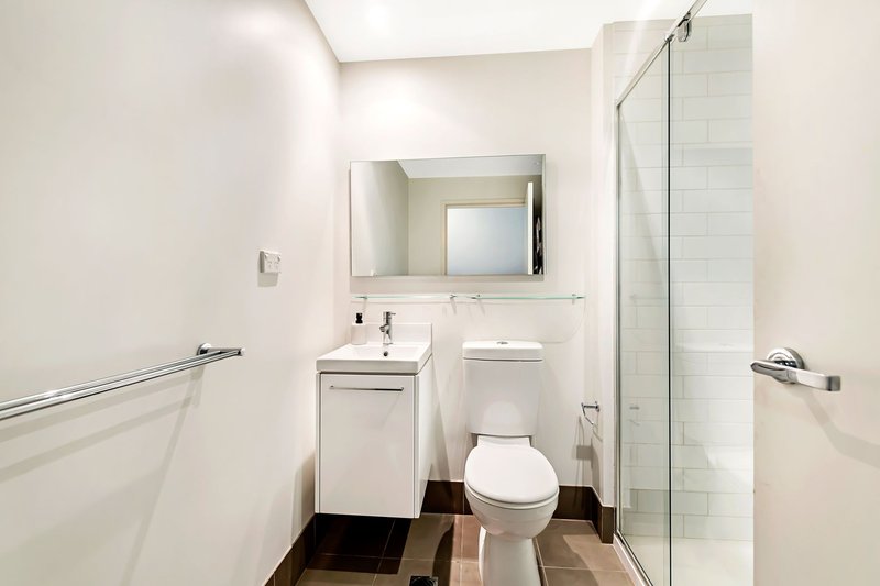 Photo - 218/80 Ormond Street, Kensington VIC 3031 - Image 9